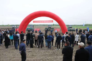 提单产保丰收天津交出高端农机装备促粮油作物增产稳产新答卷