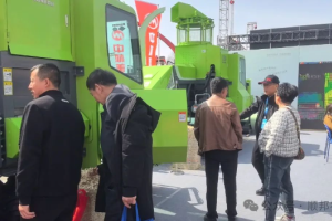万众期待丨顺邦第十二代秸秆饲料打捆机亮相内蒙古农机展