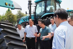 中国农业机械工业协会会长陈志一行莅临徐州凯尔考察指导