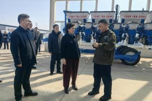 副省长一行深入康达农机  调研农机发展新动能